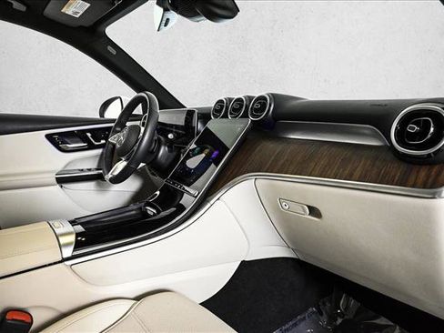 Certified 2025 Mercedes-Benz GLC 300 4MATIC image 24