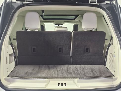 Used 2022 Lincoln Navigator Black Label image 17