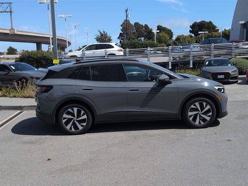 Used 2024 Volkswagen ID.4 2WD image 5
