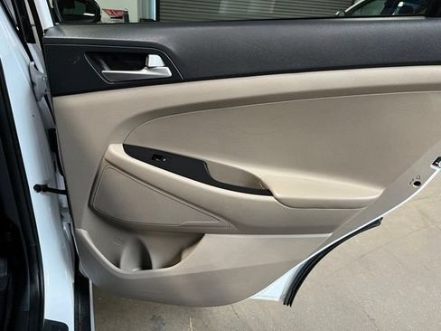 Used 2021 Hyundai Tucson SEL FWD image 13