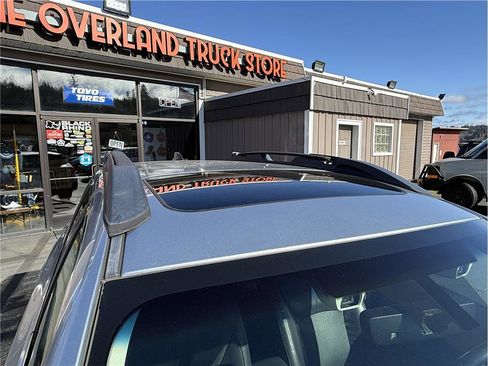 Used 2018 Subaru Outback 3.6R Limited image 11