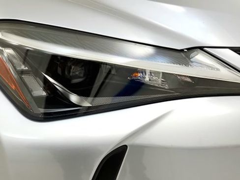 Used 2025 Lexus UX 300h FWD w/ Accessory Package (Z1) image 22
