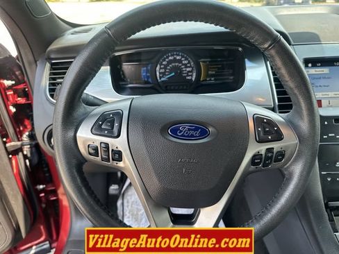 Used 2018 Ford Taurus SEL w/ Equipment Group 201A FWD image 22