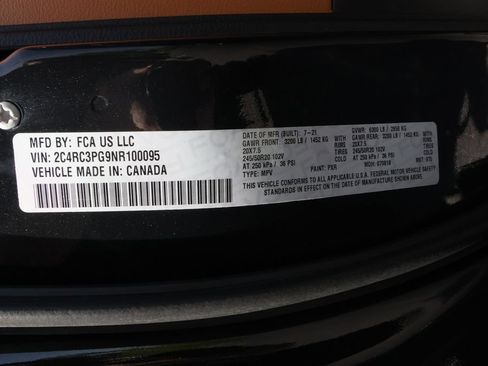 Used 2022 Chrysler Pacifica Pinnacle AWD/4WD image 41