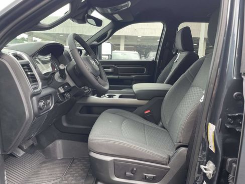 New 2026 RAM 3500 Big Horn AWD/4WD image 25