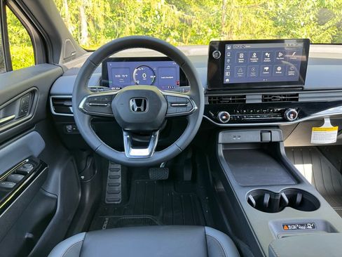 New 2026 Honda Prologue Touring image 13