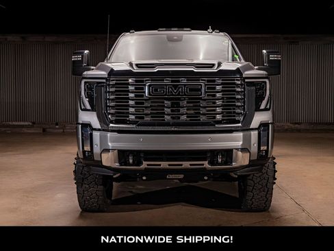 Used 2026 GMC Sierra 3500 Denali w/ Denali Reserve Package AWD/4WD image 4