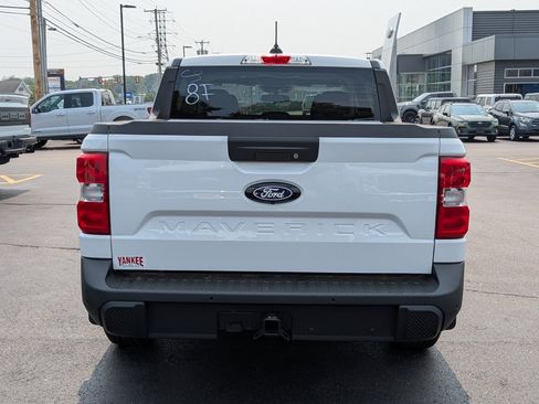New 2025 Ford Maverick XLT w/ XLT Luxury Package FWD image 5