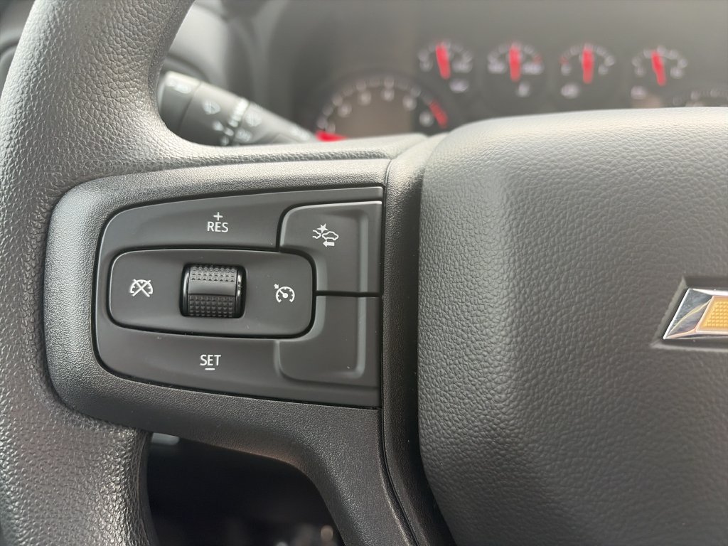 Used 2025 Chevrolet Silverado 1500 W/T AWD/4WD image 20