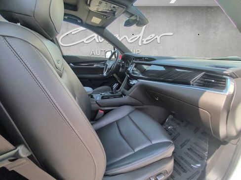 Certified 2022 Cadillac XT6 Premium Luxury image 25