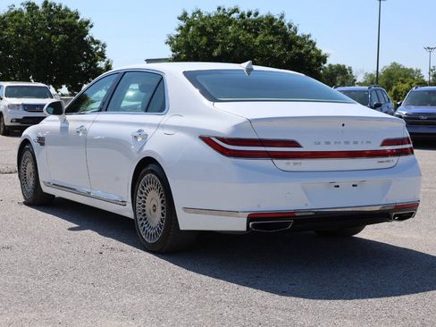 Used 2020 Genesis G90 3.3T Premium AWD/4WD image 11