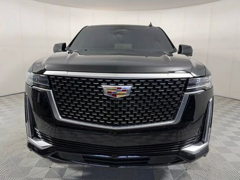 Used 2023 Cadillac Escalade ESV Premium Luxury image 8