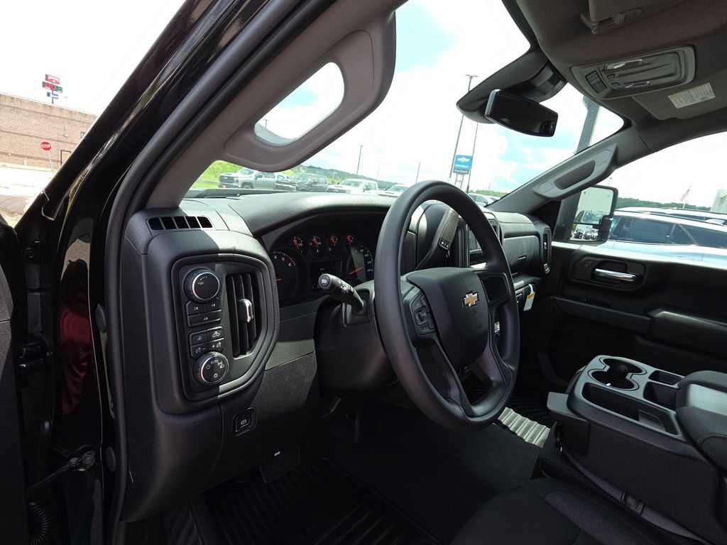 New 2026 Chevrolet Silverado 2500 Custom w/ Custom Value Package AWD/4WD image 15