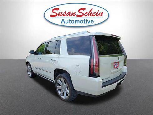 Used 2015 Cadillac Escalade Premium image 33