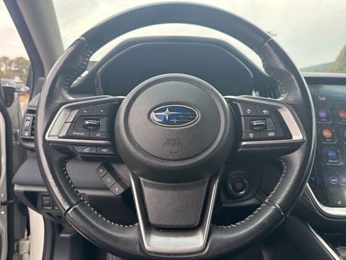 Used 2021 Subaru Outback Premium image 7