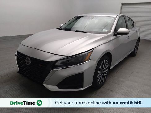 Used 2023 Nissan Altima 2.5 SV FWD image 1