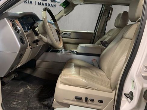 Used 2014 Ford Expedition EL Limited w/ Equipment Group 301A AWD/4WD image 9