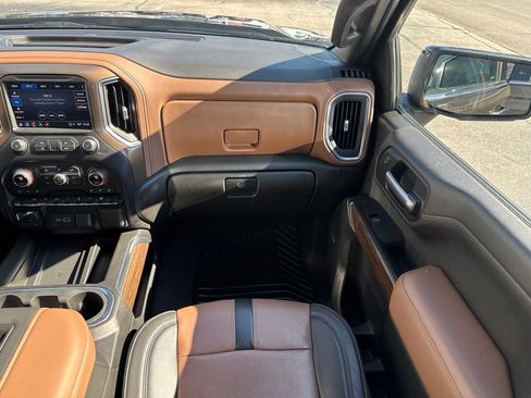 Used 2021 Chevrolet Silverado 1500 High Country AWD/4WD image 27