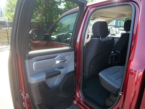 Used 2019 RAM 1500 Big Horn AWD/4WD image 28