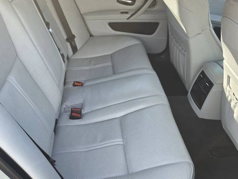Used 2008 BMW M5 RWD image 12