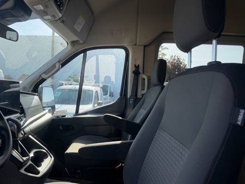 Used 2023 Ford Transit 350 XLT RWD image 16