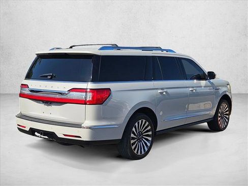 Used 2021 Lincoln Navigator L Reserve AWD/4WD image 5