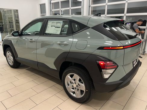 New 2026 Hyundai Kona SE image 11