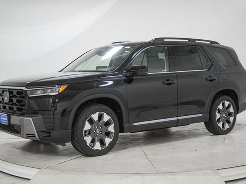 New 2026 Honda Pilot Touring image 3
