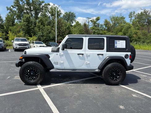 Used 2019 Jeep Wrangler Unlimited Sport S AWD/4WD image 3
