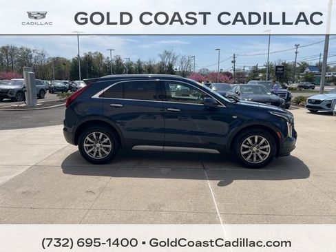 Used 2019 Cadillac XT4 Premium Luxury image 4