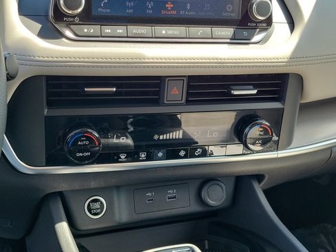 Certified 2023 Nissan Rogue SV AWD/4WD image 27