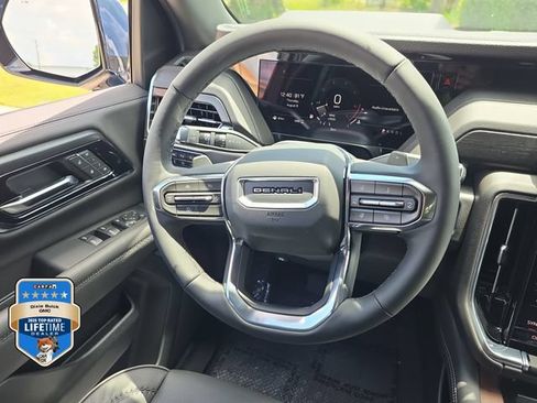 New 2026 GMC Yukon Denali AWD/4WD image 16