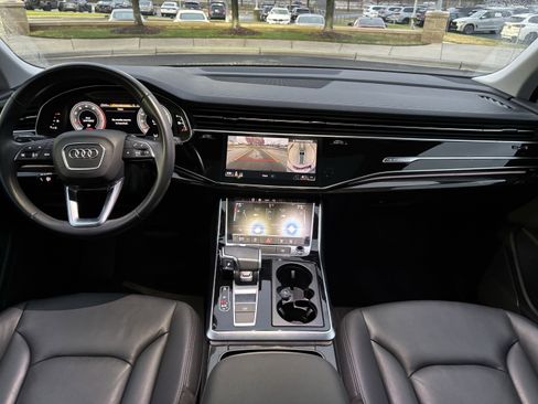 Used 2023 Audi Q7 3.0T Premium w/ Convenience Package AWD/4WD image 30