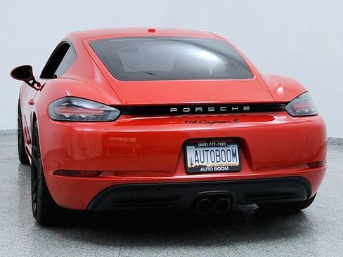 Used 2020 Porsche 718 Cayman S image 4