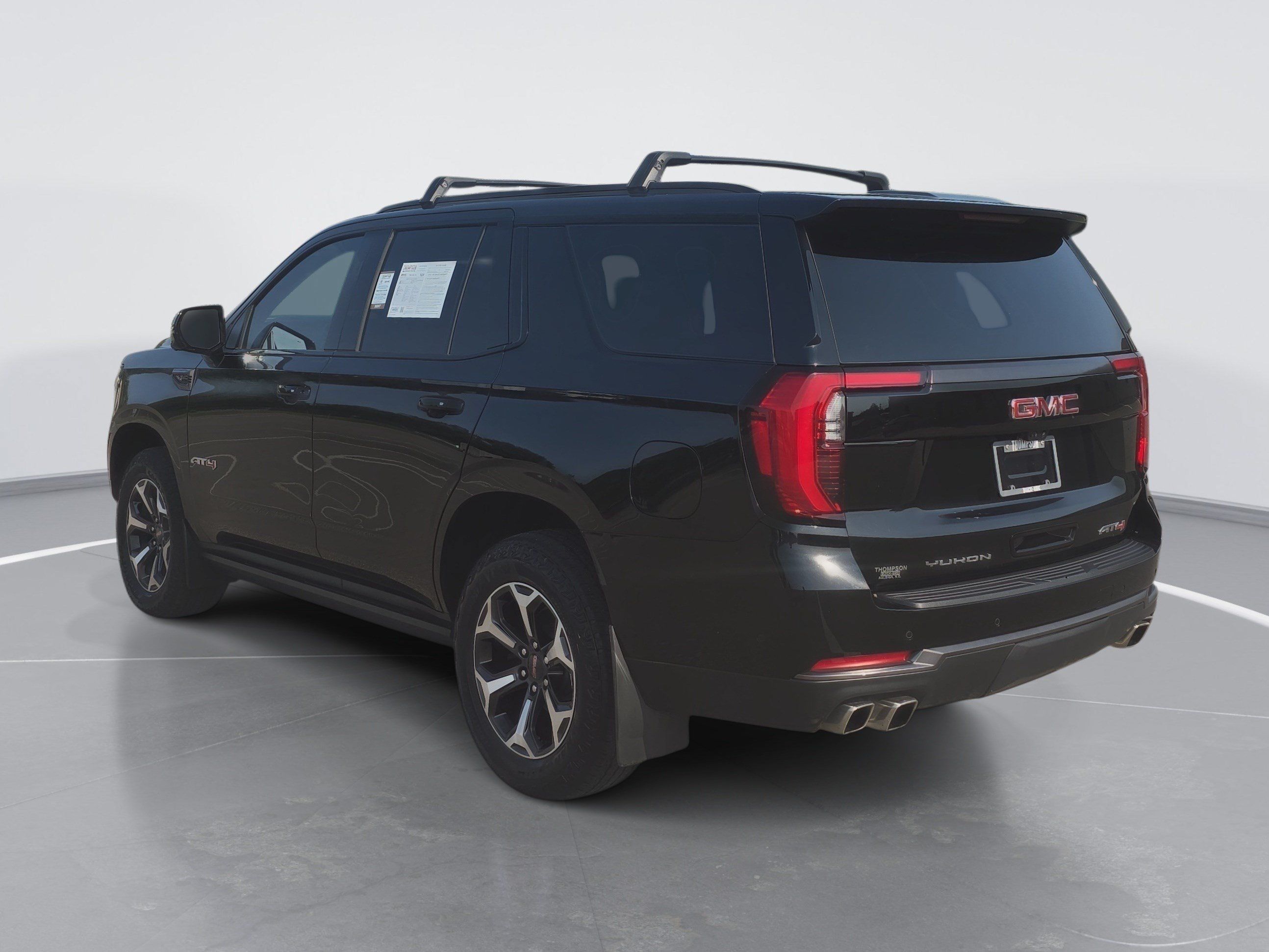 Used 2025 GMC Yukon AT4 Ultimate w/ LPO, Floor Liner Package AWD/4WD image 5
