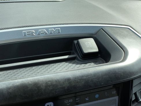 Certified 2022 RAM 1500 Big Horn image 23