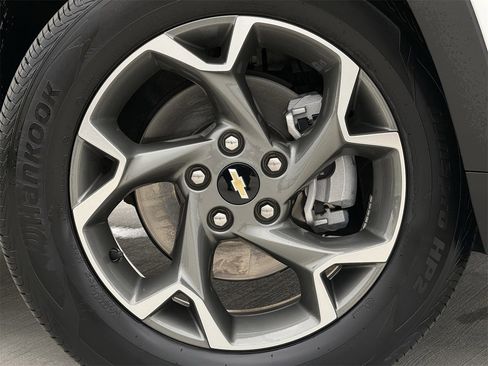 Certified 2025 Chevrolet Trax LT image 10