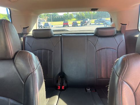 Used 2013 GMC Acadia Denali FWD image 22