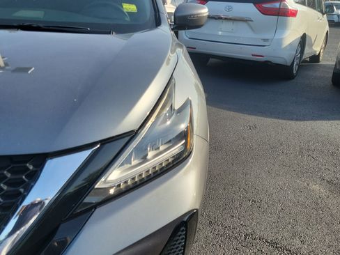 Used 2020 Nissan Murano SV w/ Cargo Package FWD image 3