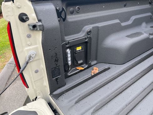 New 2025 Ford Maverick XLT w/ XLT Luxury Package image 10