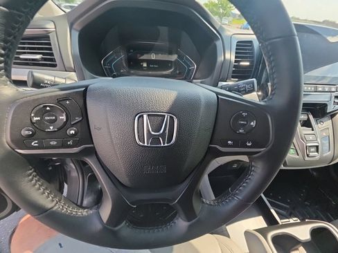 Certified 2024 Honda Odyssey EX-L image 15