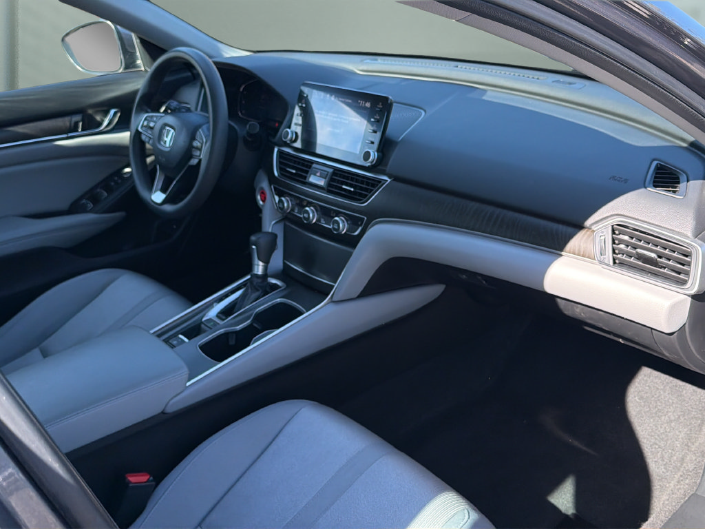 Used 2020 Honda Accord EX image 23
