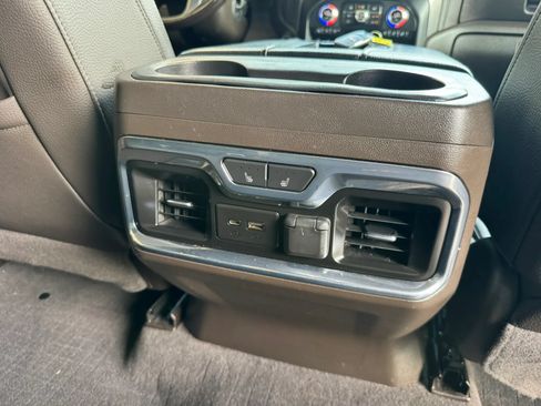 Used 2020 GMC Sierra 2500 Denali w/ Denali Ultimate Package AWD/4WD image 21
