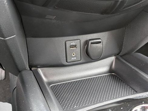 Used 2016 Nissan Rogue S image 12