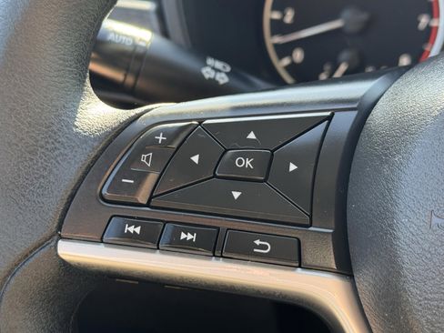 Used 2025 Nissan Altima 2.5 SV AWD/4WD image 22