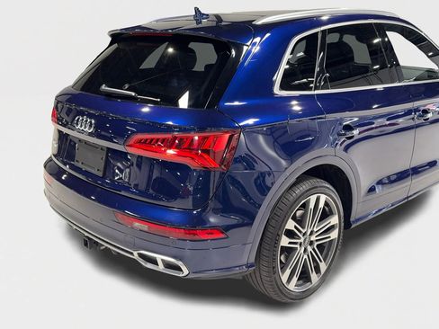 Used 2018 Audi SQ5 Premium Plus w/ Navigation Package image 14