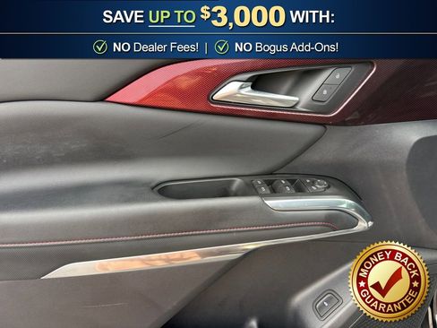 Used 2024 Chevrolet Traverse Z71 AWD/4WD image 16