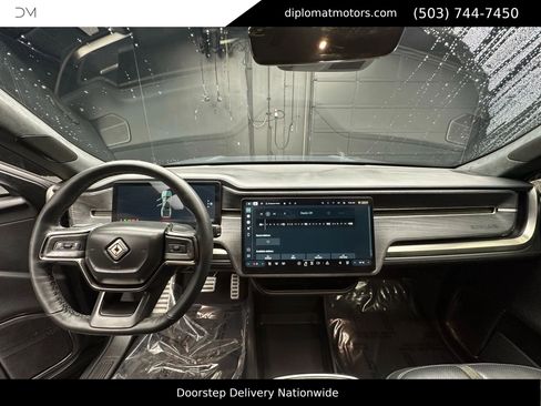Used 2023 Rivian R1T Adventure image 20