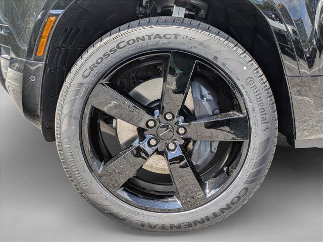 New 2026 Land Rover Defender 130 X-Dynamic SE AWD/4WD image 10