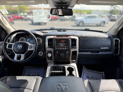 Used 2017 RAM 1500 Laramie w/ Convenience Group AWD/4WD image 5